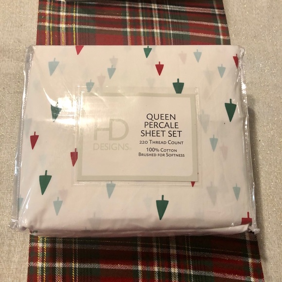 NWT! FESTIVE FLANNEL SHEETS(QUEEN) - Picture 6 of 7